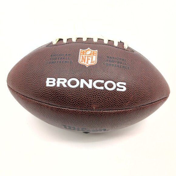 Wilson‎ NFL Backyard Legend Football Denver Broncos Official Size WTF1748 - Picture 3 of 10